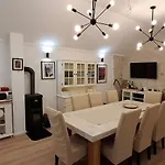 Batarelo Fully Air-conditioned Синь