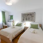Вилла Batarelo Fully Air-conditioned Синь