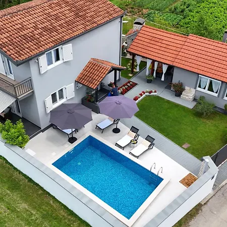 Villa Batarelo Fully Air-conditioned