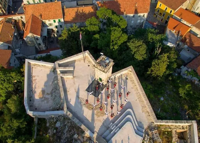 Batarelo Fully Air-conditioned Villa Sinj