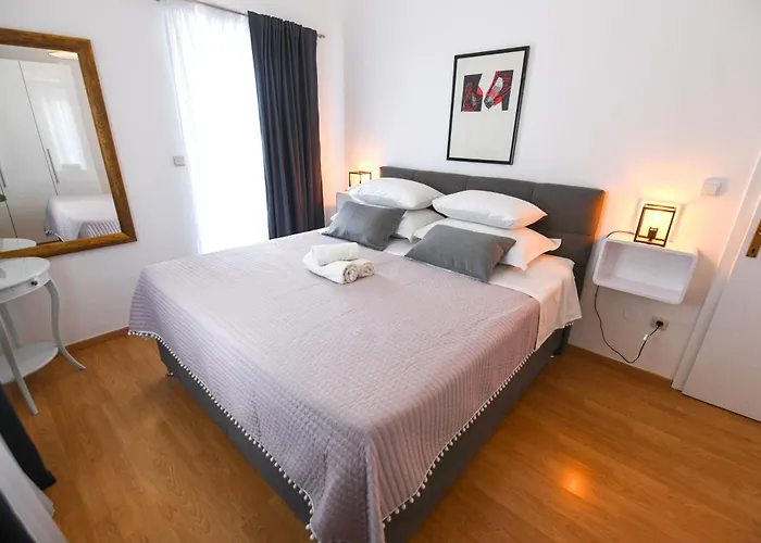 Villa Batarelo Fully Air-conditioned Sinj